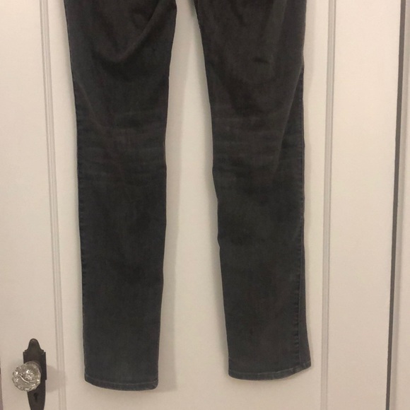 Black Orchid Skinny Jeans (Dark Gray) - Picture 4 of 4